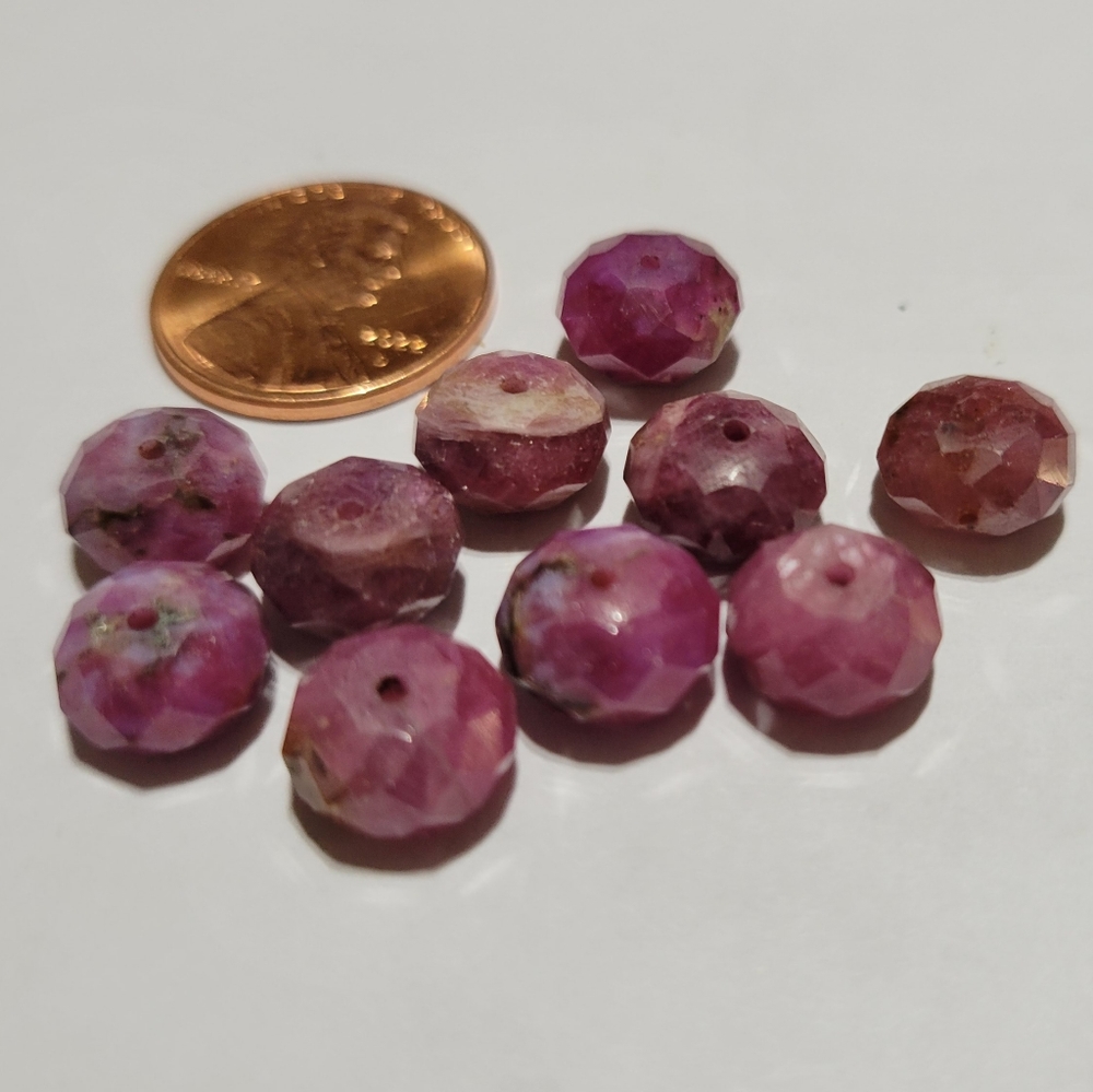 DESTASH Ruby beads